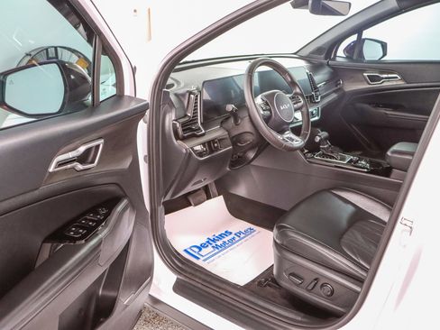 Used 2024 Kia Sportage X-Line AWD/4WD image 3