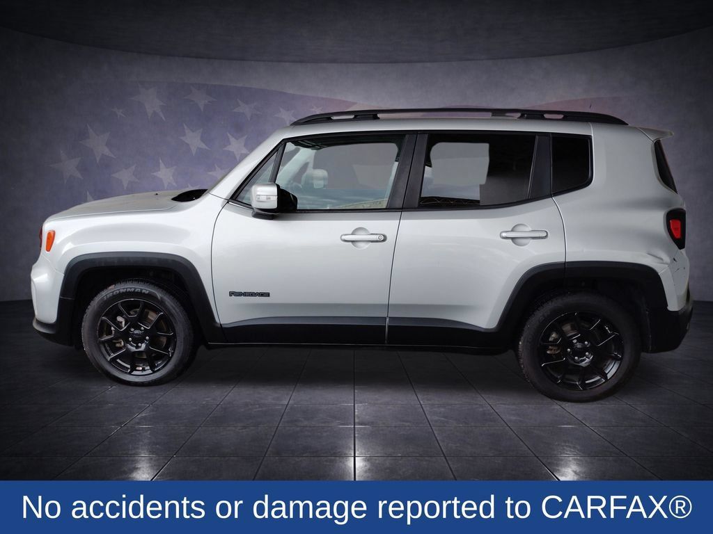Used 2020 Jeep Renegade Altitude w/ UConnect 8.4 Nav Group FWD image 2