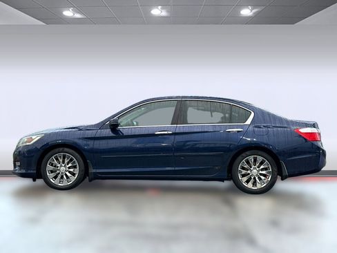 Used 2013 Honda Accord EX image 2