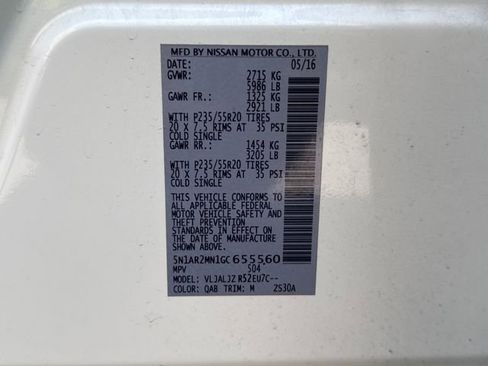 Used 2016 Nissan Pathfinder Platinum w/ Family Entertainment Package FWD image 24