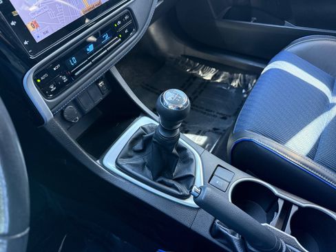 Used 2018 Toyota Corolla SE FWD image 13