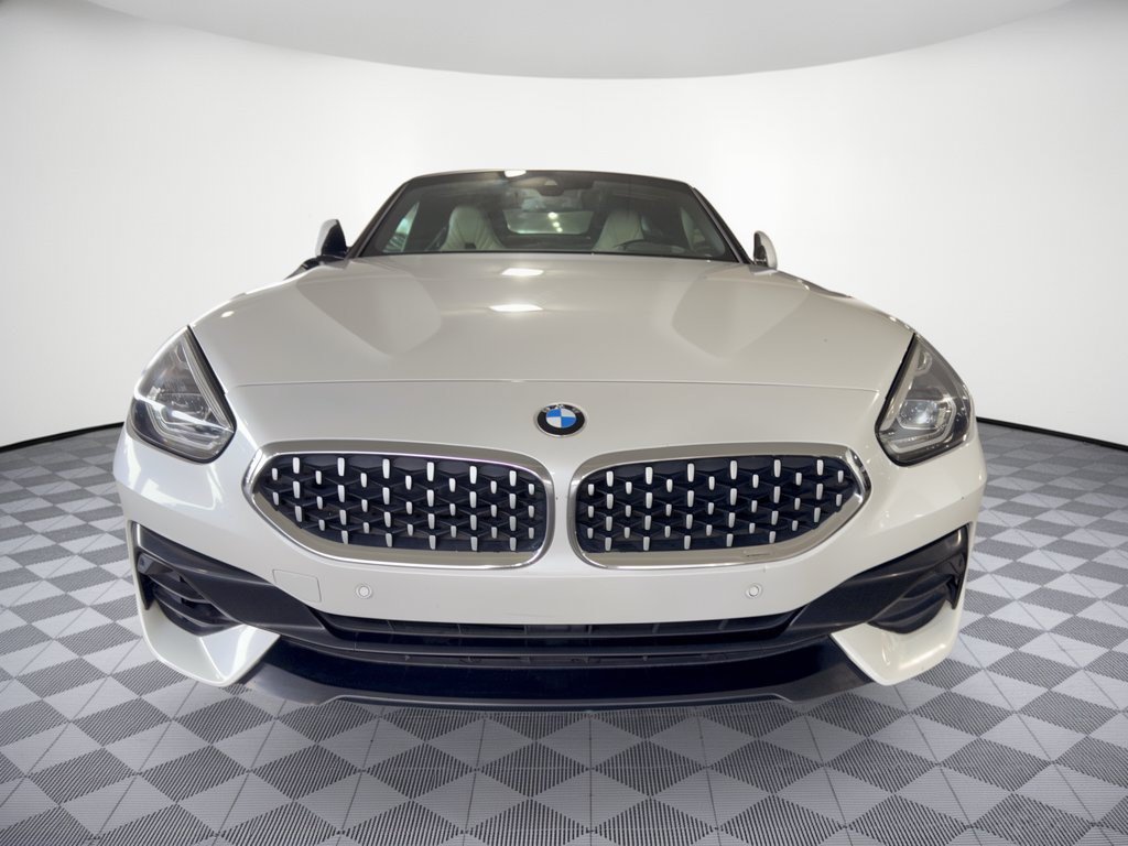 Used 2019 BMW Z4 sDrive30i w/ Premium Package RWD image 4