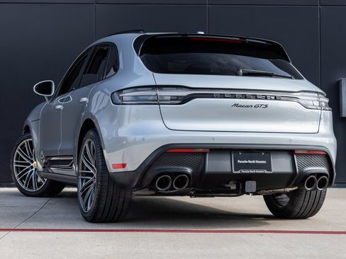 Certified 2026 Porsche Macan GTS AWD/4WD image 3