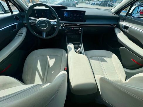Used 2025 Hyundai Sonata SEL FWD image 11