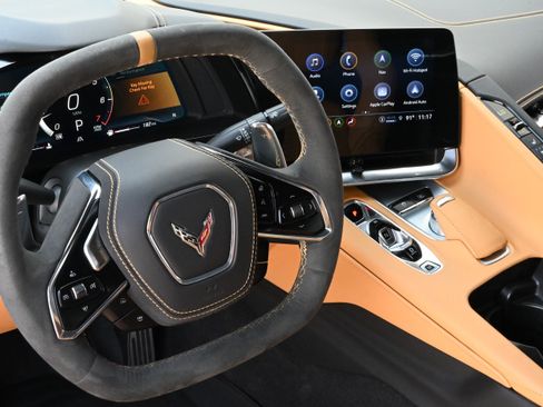 Used 2023 Chevrolet Corvette Stingray Premium Cpe w/ Z51 Performance Package RWD image 12