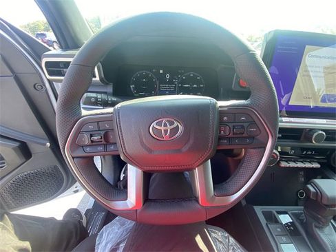 New 2025 Toyota Tacoma TRD Off-Road image 15