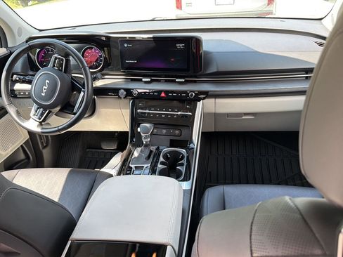 Used 2022 Kia Carnival SX FWD image 31