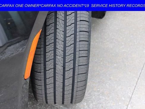 Used 2018 Chrysler Pacifica Limited w/ Advanced Safetytec Group image 12