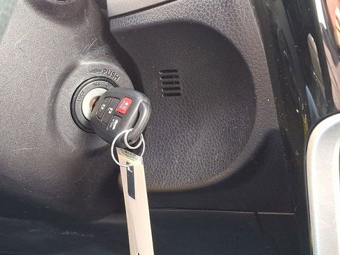 Used 2019 Toyota Corolla SE image 22