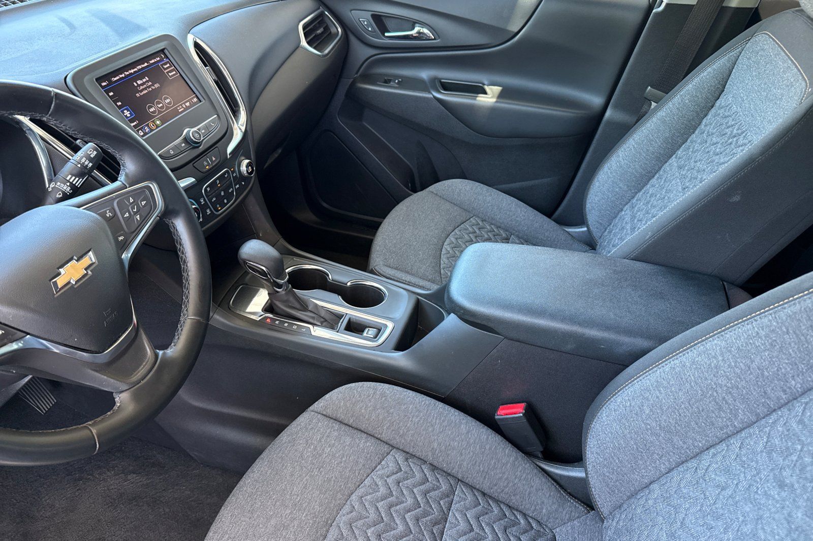 Used 2024 Chevrolet Equinox LT FWD image 5
