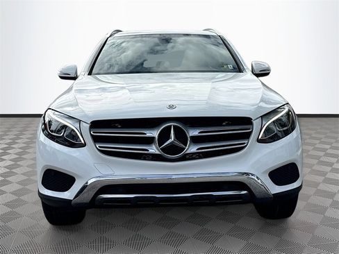 Used 2018 Mercedes-Benz GLC 300 4MATIC w/ Multimedia Package image 2