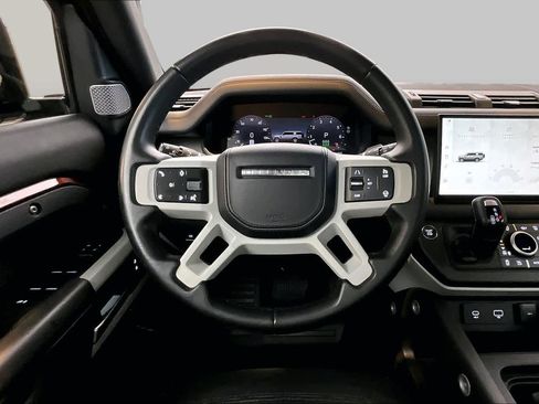 Used 2023 Land Rover Defender 130 X-Dynamic SE AWD/4WD image 6