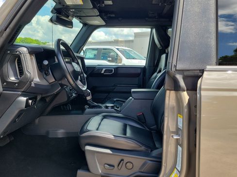 Certified 2025 Ford Bronco Outer Banks AWD/4WD image 19