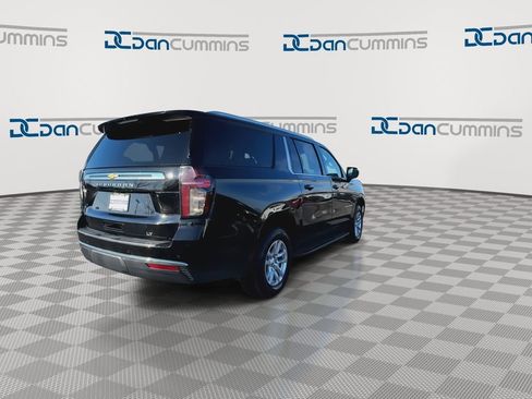 Used 2024 Chevrolet Suburban LT AWD/4WD image 8
