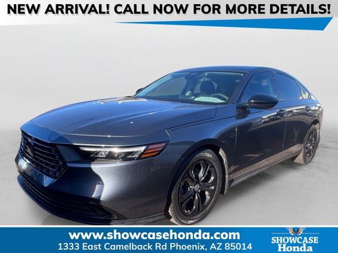 Used 2025 Honda Accord SE image 1
