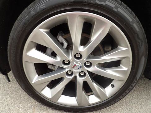 Certified 2023 Buick Envision Avenir AWD/4WD image 9