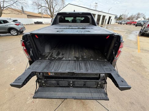 Used 2024 Chevrolet Silverado EV RST image 33
