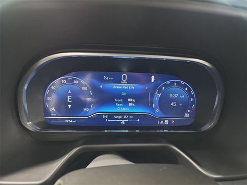 Used 2024 Chevrolet Tahoe Z71 w/ Off-Road Capability Package image 19