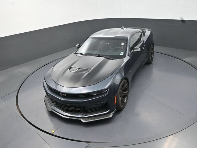 Used 2020 Chevrolet Camaro SS RWD image 22