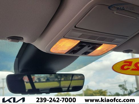 Used 2025 Honda Odyssey Elite image 33