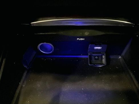 Used 2017 Acura TLX w/ Technology Package image 31