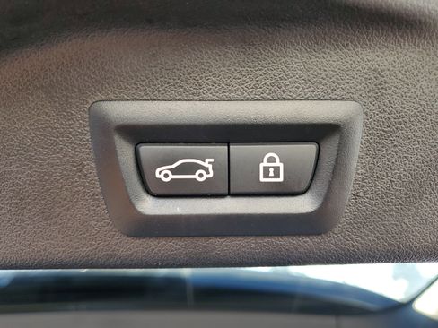 Used 2021 BMW X5 xDrive40i w/ Premium Package 2 image 9