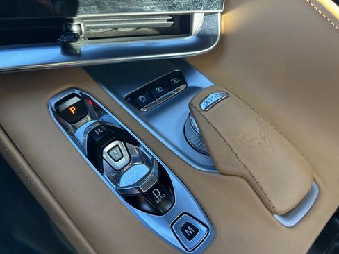 Used 2021 Chevrolet Corvette Stingray Premium Conv w/ Z51 Performance Package image 37