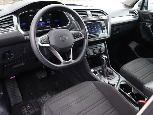 Used 2022 Volkswagen Tiguan S image 27
