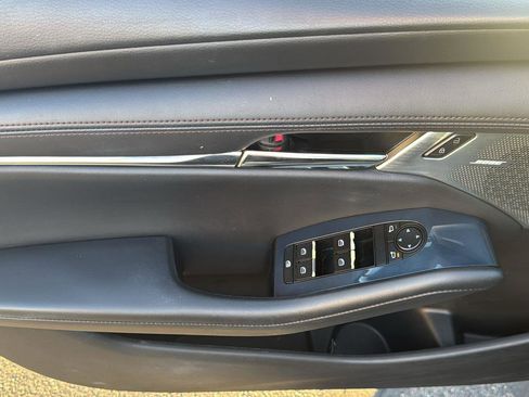 Used 2019 MAZDA MAZDA3 Sedan w/ Preferred Package image 7