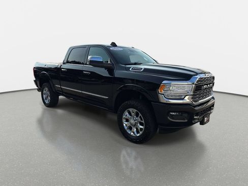 Used 2021 RAM 2500 Limited AWD/4WD image 2