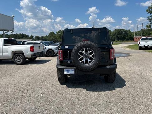 New 2025 Ford Bronco Badlands image 6