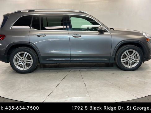 Certified 2022 Mercedes-Benz GLB 250 4MATIC w/ Premium Package Lite image 6