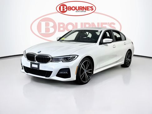 Used 2019 BMW 330i xDrive Sedan w/ M Sport Package AWD/4WD image 8