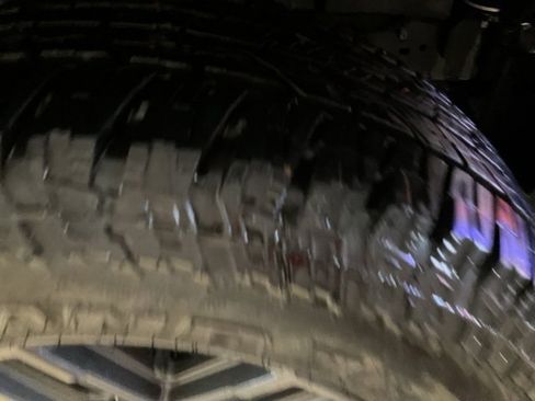 Used 2024 Jeep Gladiator Sport image 27