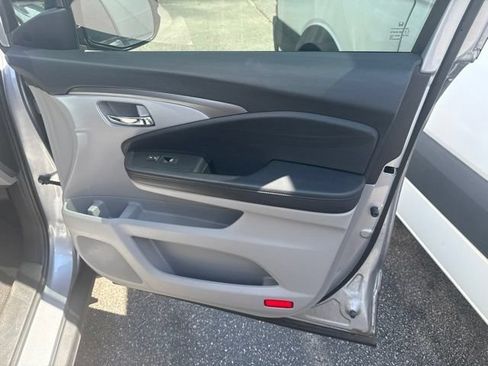 Used 2021 Honda Pilot Special Edition image 23