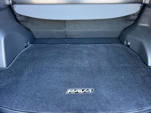 Certified 2020 Toyota RAV4 LE w/ Carpet Mat Package AWD/4WD image 16
