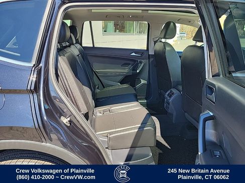 Used 2018 Volkswagen Tiguan SE w/ Panoramic Sunroof Package AWD/4WD image 15