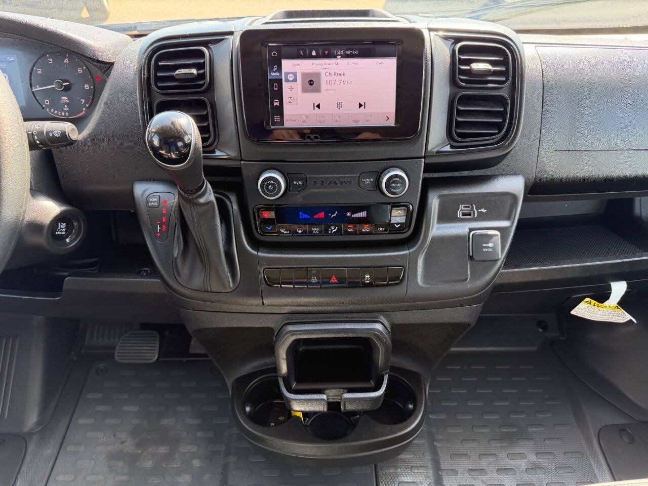 Used 2026 RAM ProMaster 2500 w/ Convenience Group FWD image 20