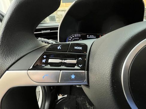 Used 2023 Hyundai Tucson SEL image 17