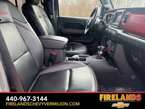 Used 2021 Jeep Wrangler Unlimited Rubicon w/ LED Lighting Group AWD/4WD image 28