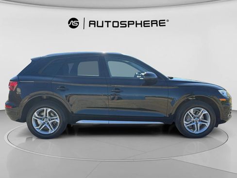 Used 2018 Audi Q5 2.0T Premium image 11