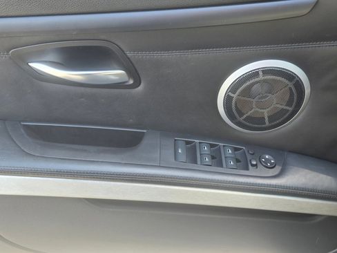 Used 2011 BMW M3 Convertible image 37