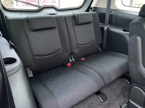 Used 2010 MAZDA MAZDA5 Sport image 22
