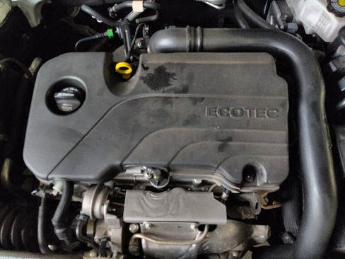 Used 2025 Chevrolet Malibu LT FWD image 30