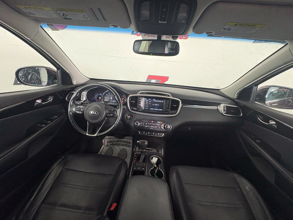 Used 2018 Kia Sorento EX AWD/4WD image 38