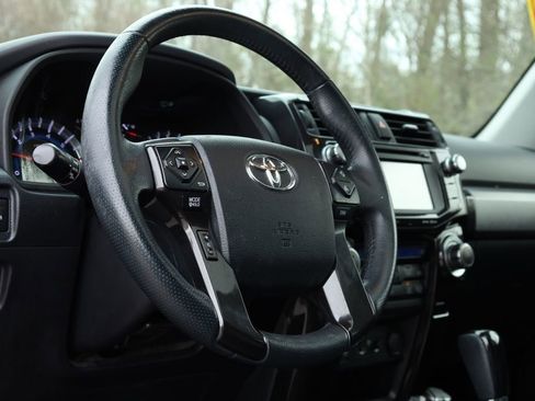 Used 2019 Toyota 4Runner Limited image 7