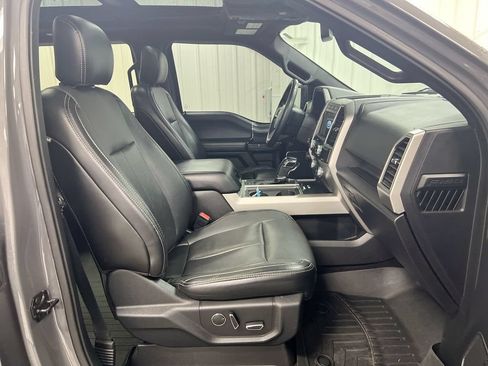 Used 2018 Ford F150 Lariat w/ Equipment Group 502A Luxury AWD/4WD image 23