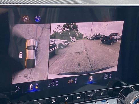 New 2025 Chevrolet Colorado Z71 w/ Technology Package AWD/4WD image 19