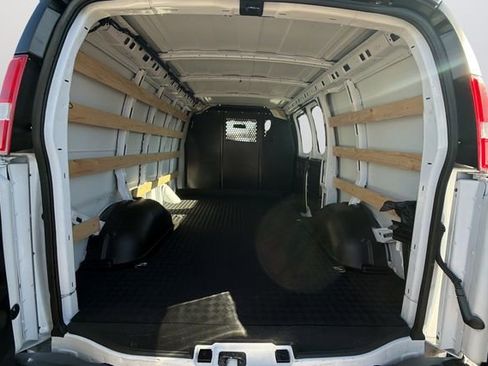 Certified 2024 GMC Savana 2500 w/ Driver Convenience Package image 16