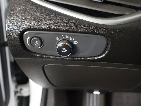 Used 2023 Chevrolet Malibu LS FWD image 29